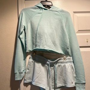 Madeline and Monroe Teal set